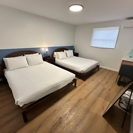 Sun & Sand Resort Port Austin Bagian luar foto